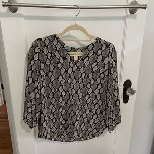 Michael Kors Black and Gray Boxy 3/4 Sleeve Blouse